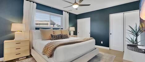 4 bedrooms, individually decorated, individually furnished, bed sheets