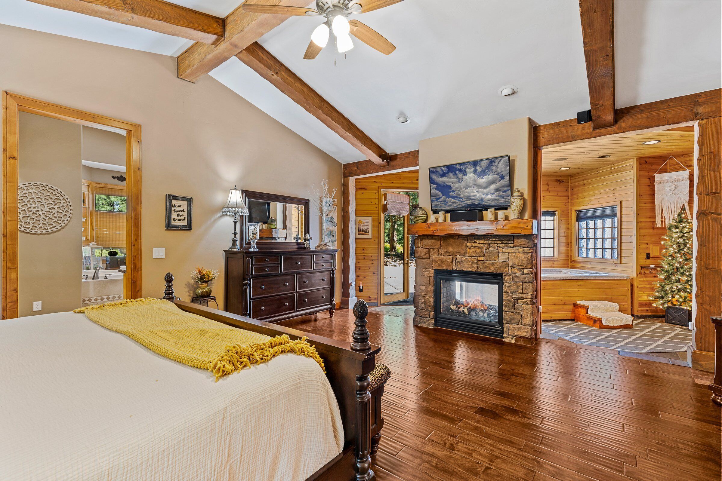 하우스, 침대(여러 개), 온수 욕조, 산 전망 (Townsend Flagstaff) | 3 개의 침실, 각각 다른 스타일의 인테리어, 각각 다르게 가구 비치, 침대 시트