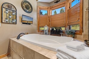 Bathroom - Townsend Flagstaff (Flagstaff)