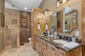 House, Multiple Beds, Hot Tub, Mountain View (Townsend Flagstaff) | Bathroom | Designer toiletries, towels, toilet paper