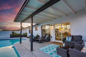 숙박 시설 구내