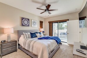 Condo, 1 King Bed with Sofa bed, Pool Access, City View (Queen Creek #121 Chandler) | 1 bedroom, individually decorated, individually furnished - Queen Creek #121 Chandler (Chandler)
