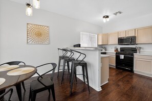 House, Multiple Beds, Pool Access, Mountain View (Sonesta Tucson) | Private kitchen | Coffee/tea maker