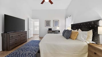 House, Multiple Beds, Pool Access, Mountain View (Sonesta Tucson) | 3 bedrooms, individually decorated, individually furnished, bed sheets