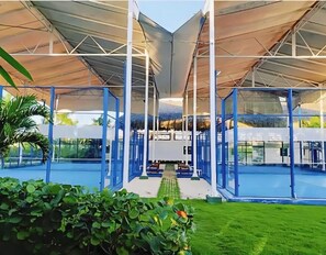 Sport court - Condo 2BR CanaRock Star with Beach Club,Golf,Infinity Pool,Jacuzzi. (Punta Cana)