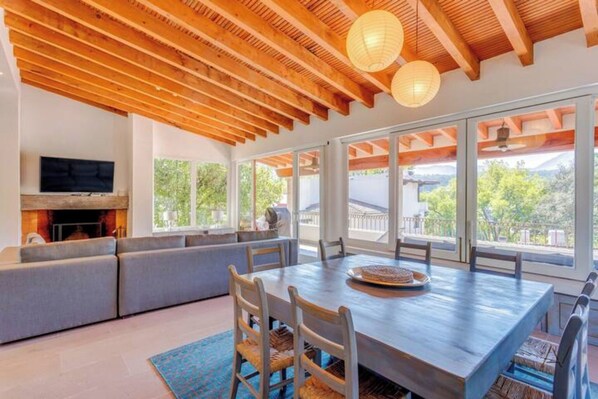 Dining - Villa 101 Rental (Valle de Bravo)