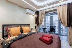 2 dormitorios, tabla de planchar con plancha, wifi y ropa de cama