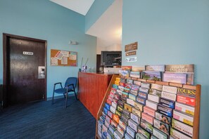 Reception - Unicorn Inn by OYO Portland (Portland)
