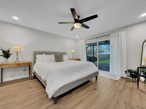 3 habitaciones, decoración personalizada y muebles diferentes 