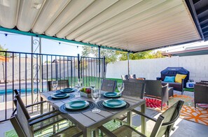 House, Multiple Beds, Pool Access, City View (Campbell Phoenix) | Outdoor dining - Campbell Phoenix (Phoenix)