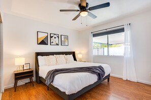 4 habitaciones, decoración personalizada y muebles diferentes 