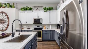 House, Multiple Beds, Pool Access, City View (Harrison Chandler) | Private kitchen | Coffee/tea maker