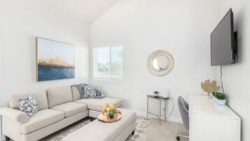 Rumah, Beberapa Tempat Tidur, beranda, pemandangan kota (Dayton Coronado Historic District ) | Area keluarga