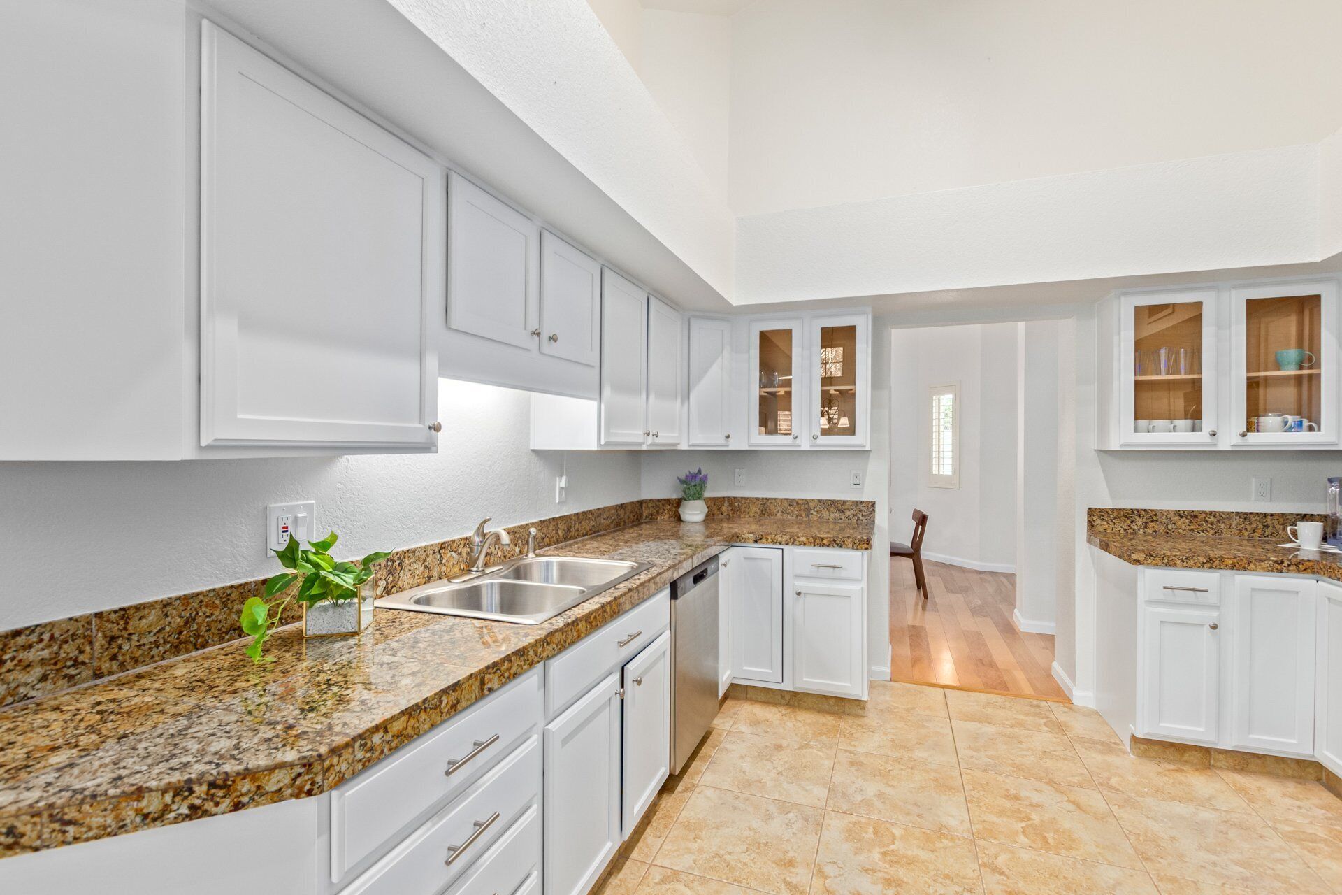 House, Multiple Beds, Pool Access, City View (Mary Katherine Scottsdale) | Private kitchen | Coffee/tea maker