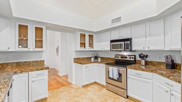 獨棟房屋, 多張床, 可使用泳池, 城市景觀 (Mary Katherine Scottsdale) | 私人廚房 | 咖啡機/沖茶器