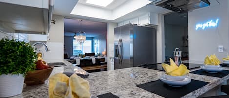 House, Multiple Beds, Pool Access, City View (McNair Chandler) | Dining