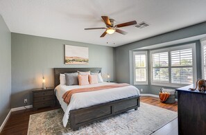 4 عدّة غرف نوم وبديكورات فريدة لكل غرفة وطراز فريد لكل وحدة