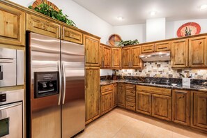 House, Multiple Beds, Pool Access, Mountain View (Ridgeway Fountain Hills) | Private kitchen | Coffee/tea maker