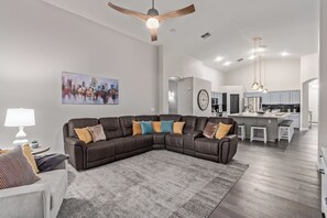 House, Multiple Beds, Pool Access, City View (Merino Mesa) | Living area - Merino Mesa (Mesa)