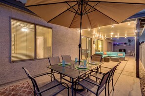 House, Multiple Beds, Pool Access, City View (Stratford Place Queen Creek) | Outdoor dining - Stratford Place Queen Creek (San Tan Valley)