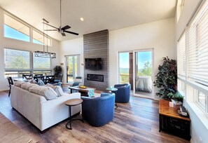 House, Multiple Beds, Balcony, Mountain View (Sundial Circle Pine) | Living area | Fireplace