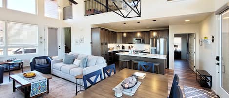 House, Multiple Beds, Balcony, Mountain View (Sundial Circle Pine) | Living area | Fireplace