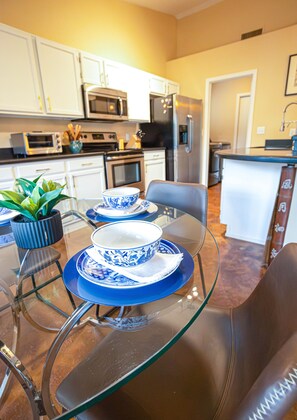 House, Multiple Beds, Pool Access, Mountain View (Western Star Ahwatukee) | Dining - Western Star Ahwatukee (Phoenix)