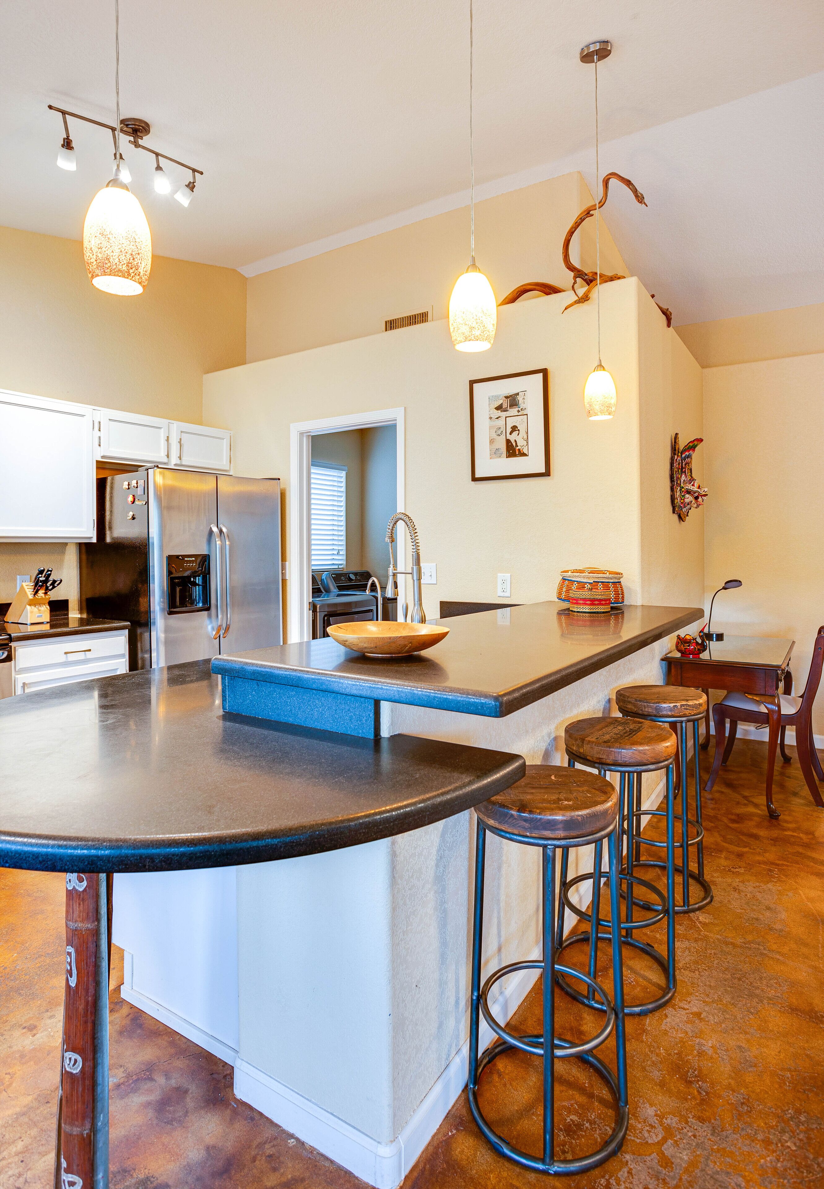 Casa, varias camas, acceso a la piscina, vistas a la montaña (Western Star Ahwatukee) | Cocina privada | Cafetera o tetera