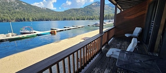 Lakeside Condo at Donner Lake - 2 Bdrm. 2 Bath - 1st floor - steps from the lake