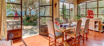 Très Beau mas Avec Piscine Chauffée et Jacuzzi Dans Larrière Pays Niçois