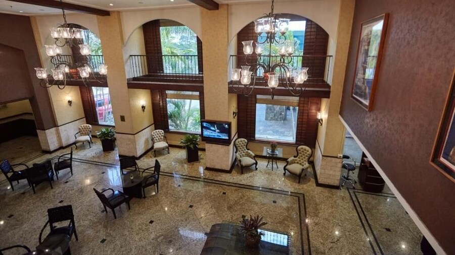 EUROBUILDING EXPRESS MAIQUETIA