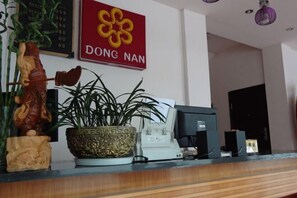 ロビー