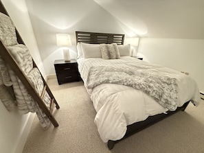 4 habitaciones, escritorio, wifi gratis y ropa de cama