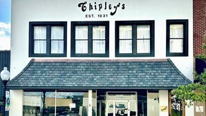 Exterior - Room 1 (sleeps 1) at Chipley's Squareview Inn (Carthage)