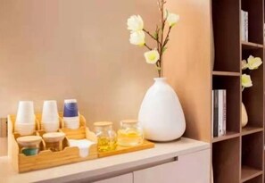 Interior - Homeinn · neo (Shanghai Daning International Zhabei Park) (Shanghai)