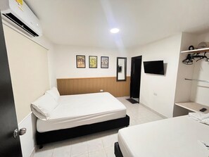 豪華三人房 | 埃及棉床單、高級寢具、記憶床墊、獨特裝潢