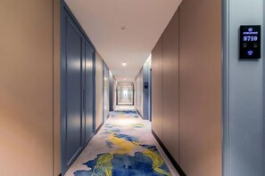 Exterior - Zhoushan Dinghai Oriental Charm Business Hotel (Zhoushan)