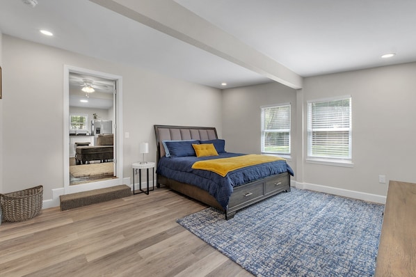 4 habitaciones, tabla de planchar con plancha y wifi gratis 