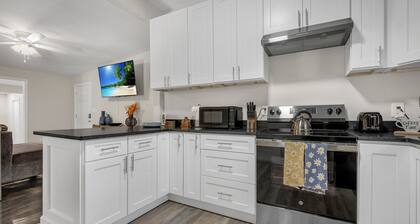 Classy 4BR Family Home Near FSU