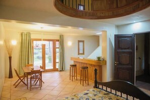 Interior - Ocean Loft # 19 (Los Panamaes)