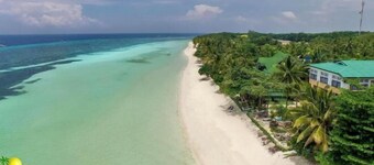 杜馬陸安海灘度假村