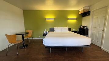 1 habitación, wifi y ropa de cama