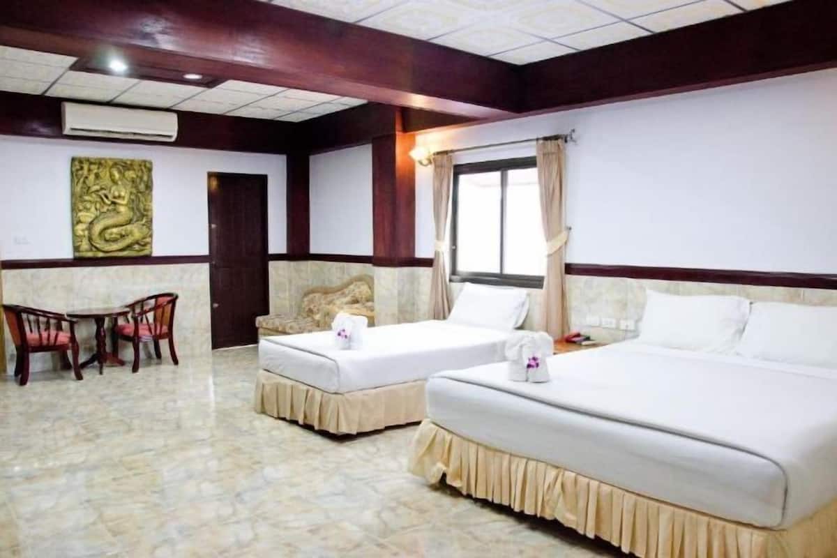 Cots/infant beds