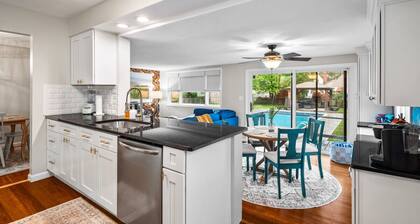 4 Bedroom Pool & Hot Tub Home Near Cleveland