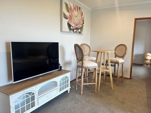 Perfect Living in Eastern 