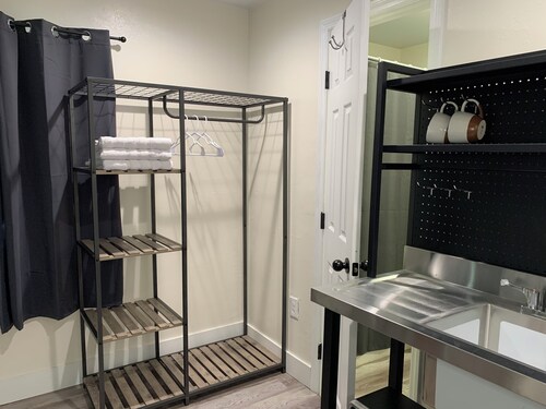 Charming studio in delightful High Springs with AC, WiFi