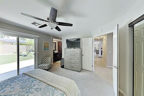 3 habitaciones, tabla de planchar con plancha, wifi y ropa de cama 