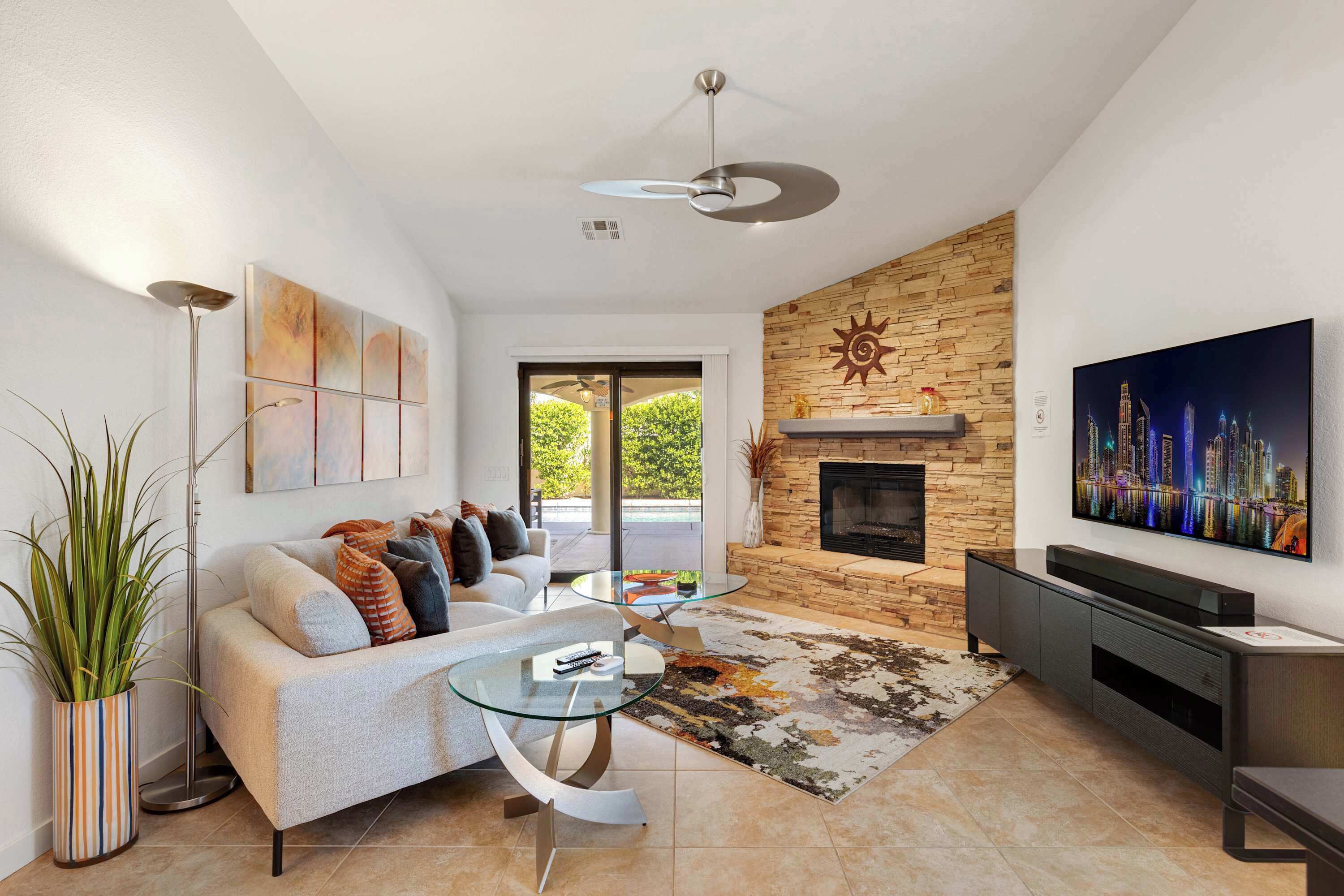 TV, fireplace, stereo