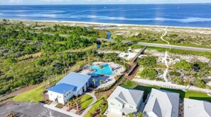 Exterior - Coastal Home- Walk,Bike, Golf Cart 2 Pools & Beach. Close to Shops & Pickleball! (Port St. Joe)