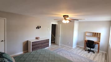 3 bedrooms, free WiFi, bed sheets